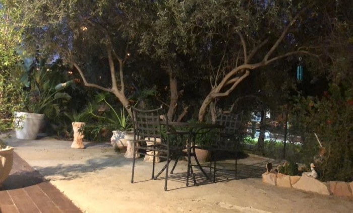 אגדה לשניים